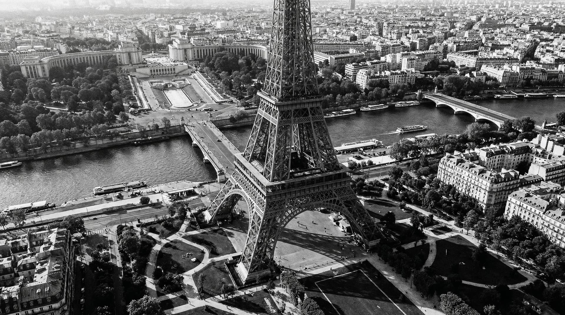 AN EVENING IN FRANCE